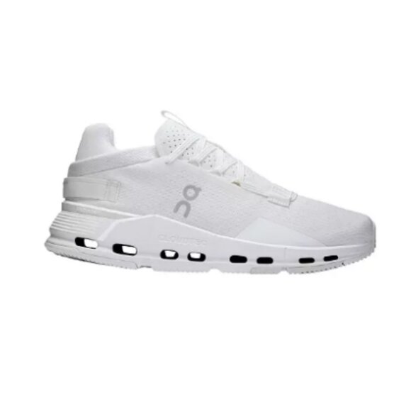 NWT On Cloudnova 2 for Women – White